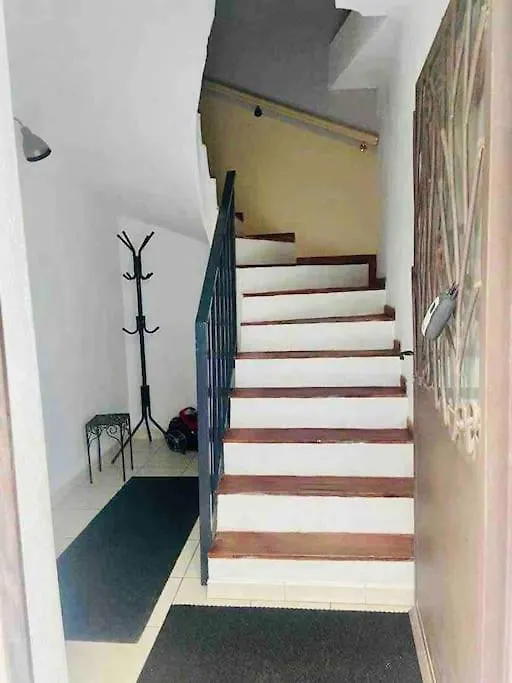 Maison 101 M2 Arles Centre-Ville Roquette 4 Chbres 0*,