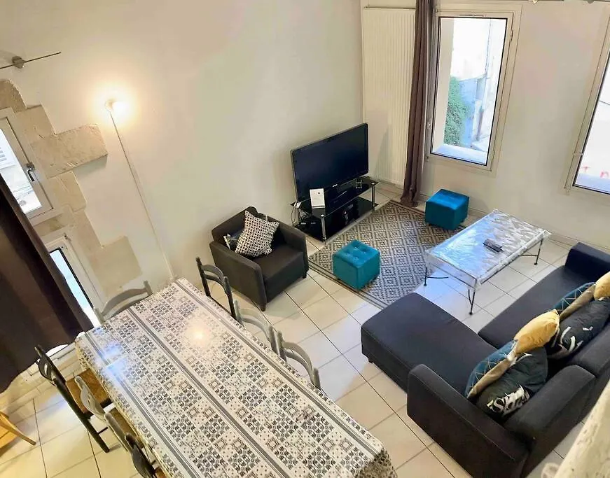 Maison 101 M2 Arles Centre-Ville Roquette 4 Chbres 度假居